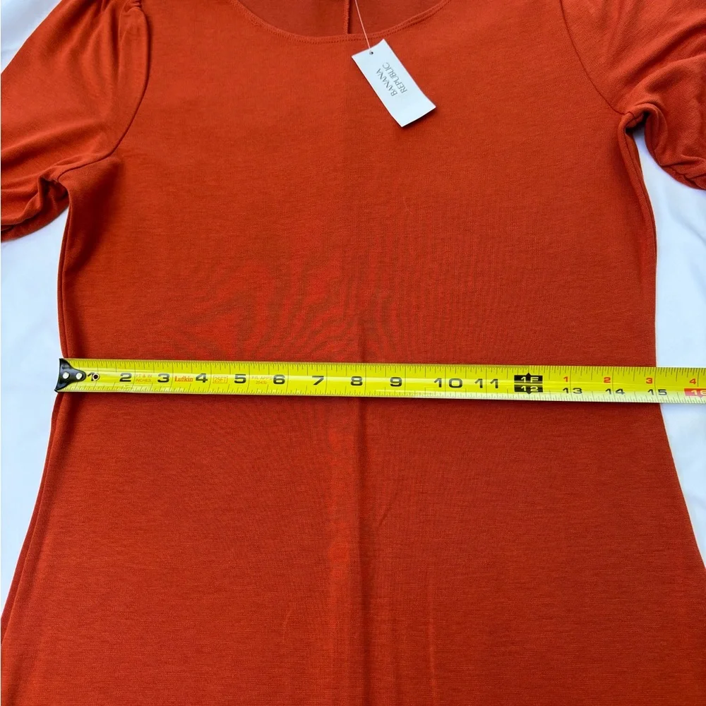 Banana Republic Orange Short Sleeve Tee - Picture 2 of 4